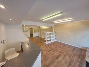 Photo 8- click for photo gallery